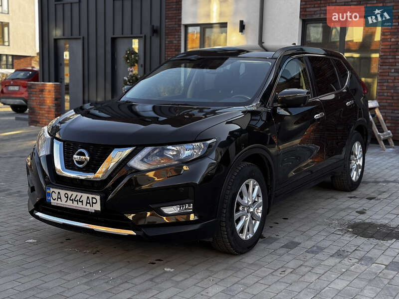 Nissan X-trail (2020)
