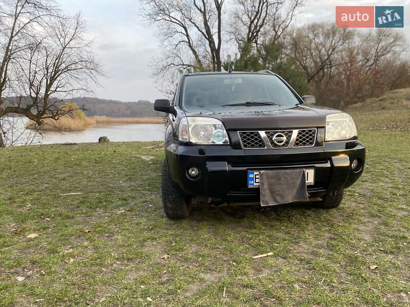 Nissan X-trail (2007)