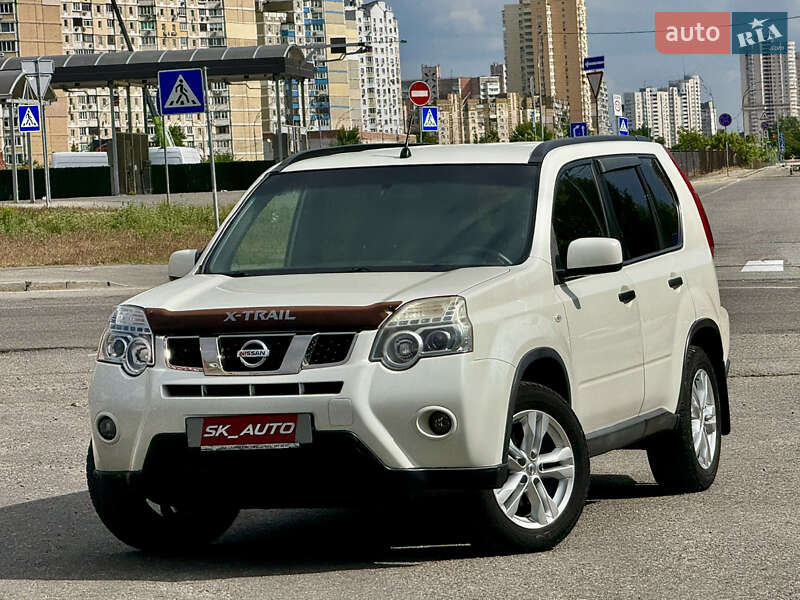 Nissan X-trail (2013)