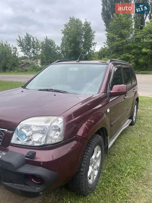 Nissan X-trail (2006)