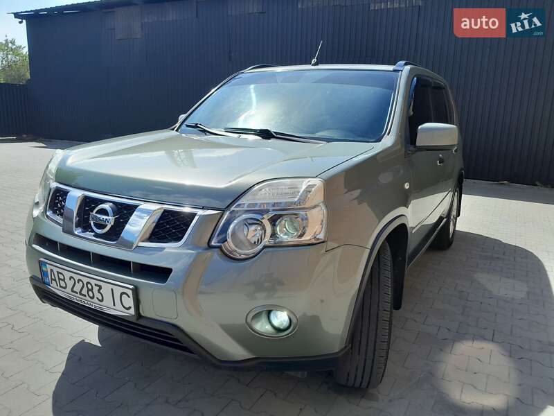 Nissan X-trail (2011)