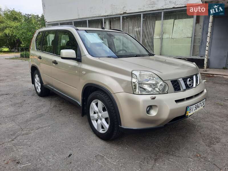 Nissan X-trail (2008)
