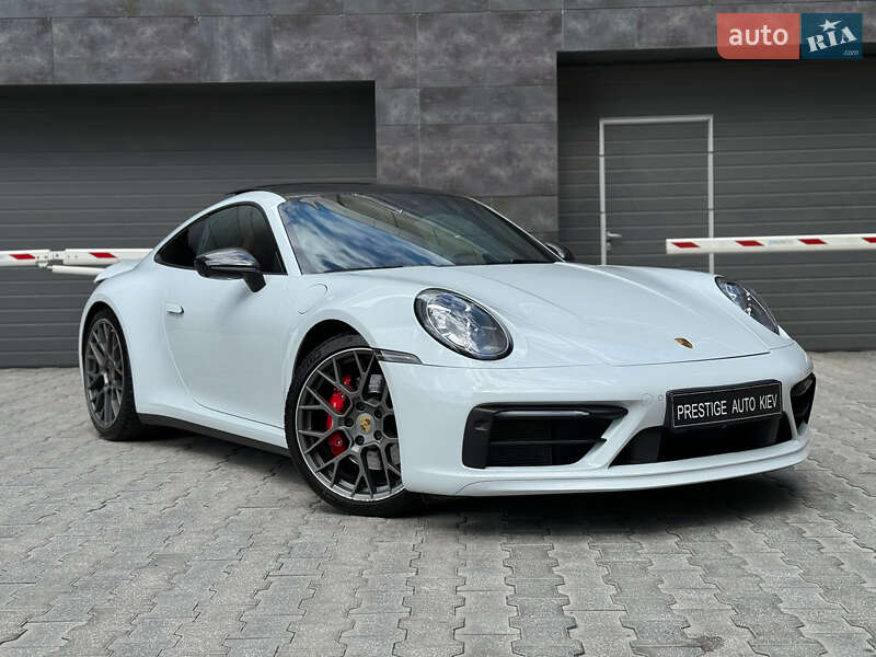 Porsche 911 (2019)