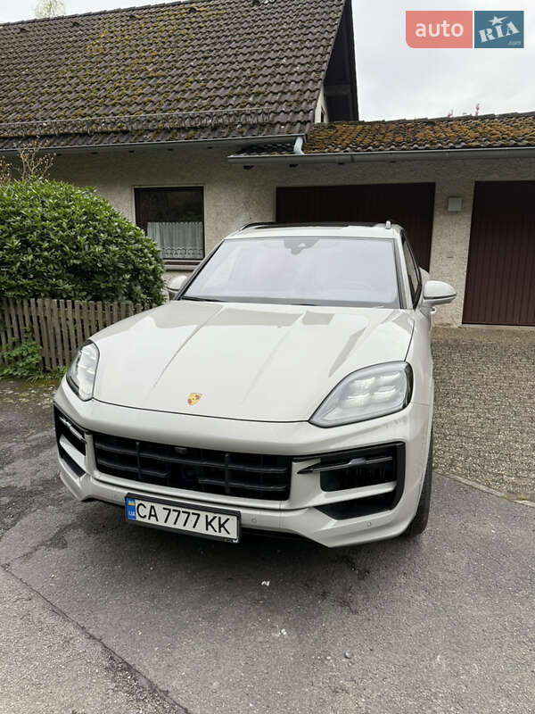Porsche Cayenne (2023)