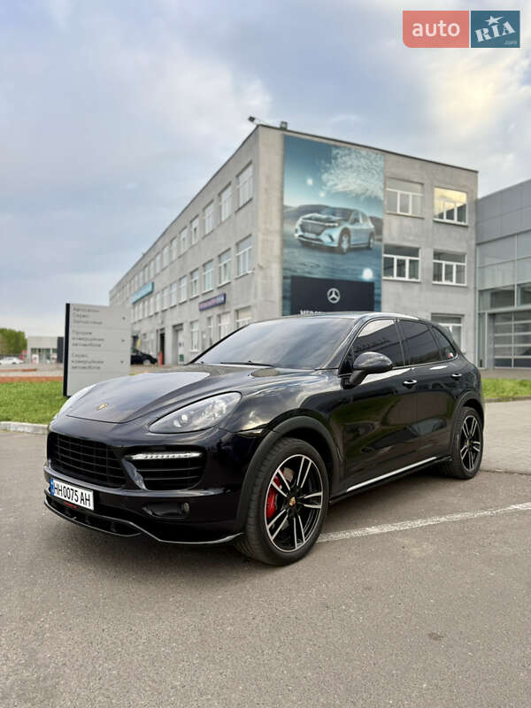 Porsche Cayenne (2010)