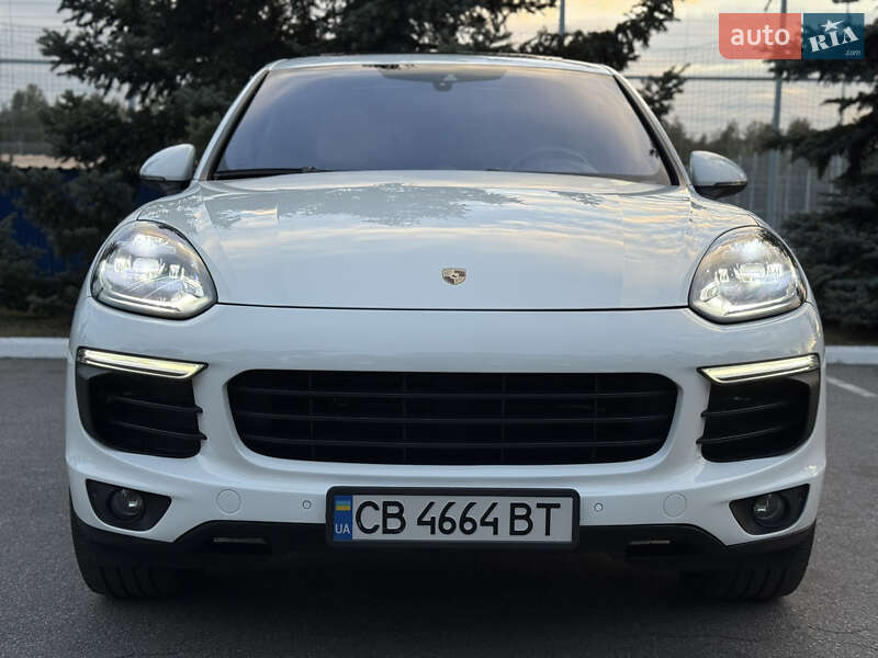 Porsche Cayenne (2015)