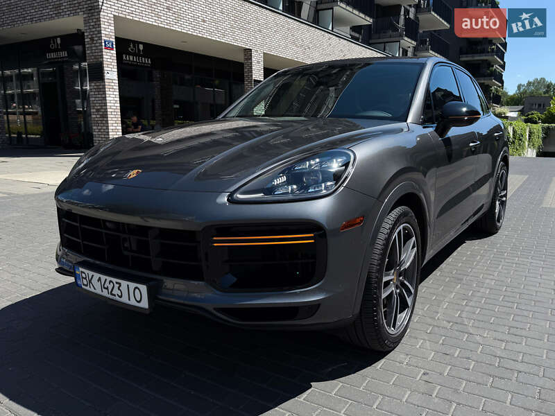 Porsche Cayenne (2023)