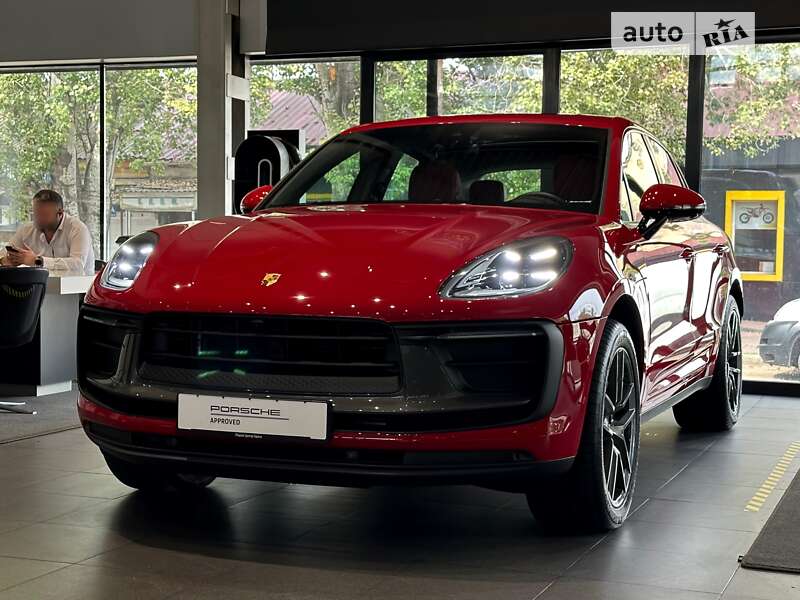 Porsche Macan t (2024)