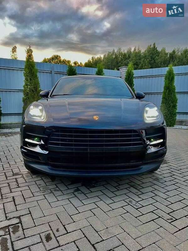 Porsche Macan (2021)