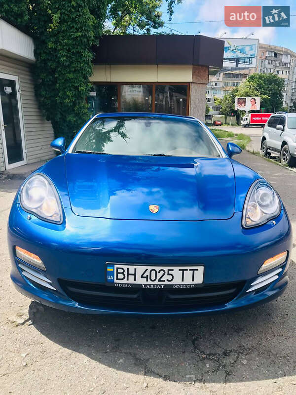 Porsche Panamera (2010)