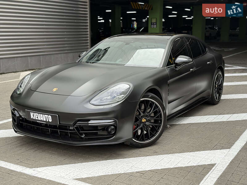 Porsche Panamera (2017)