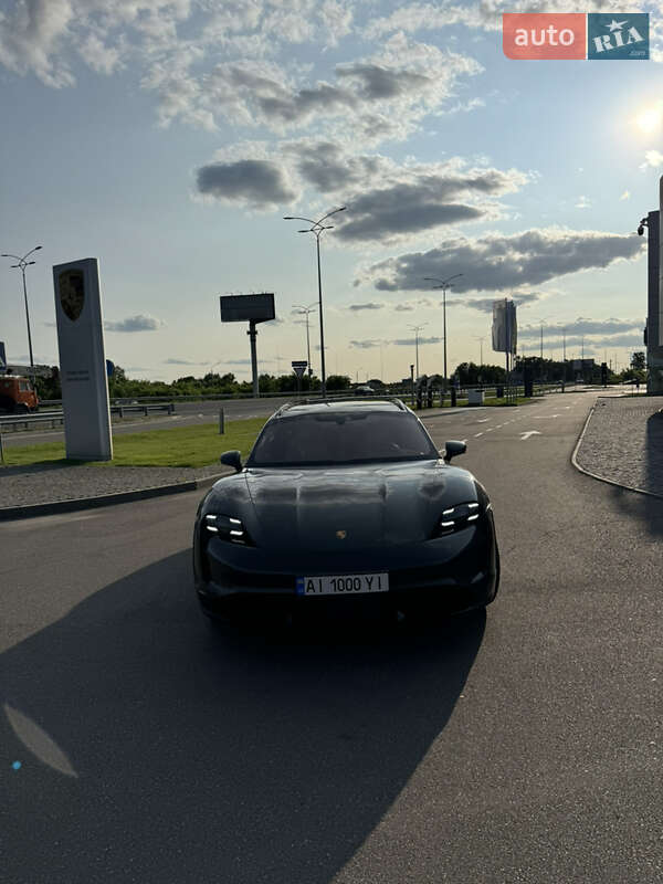 Porsche Taycan cross turismo (2021)