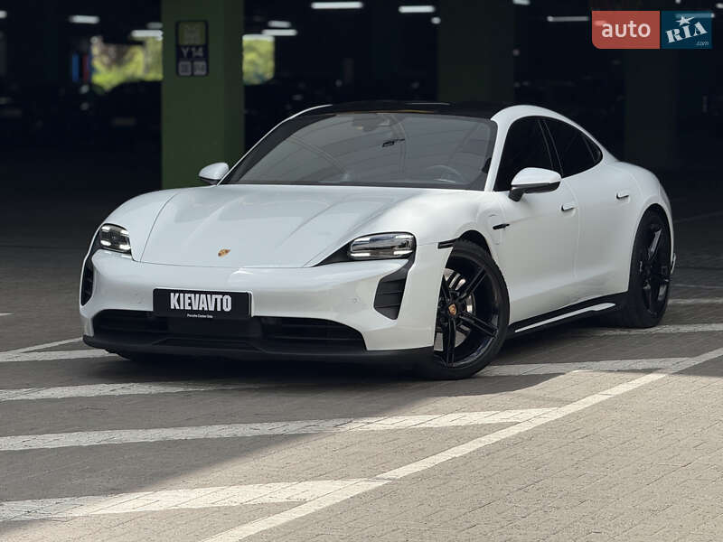 Porsche Taycan (2020)