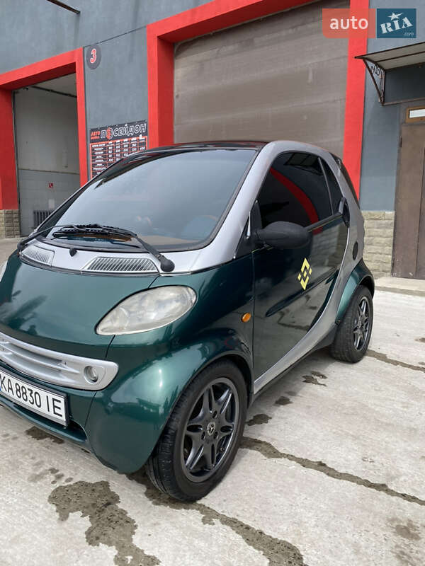 Mercedes-benz Smart 0-6 (2001)