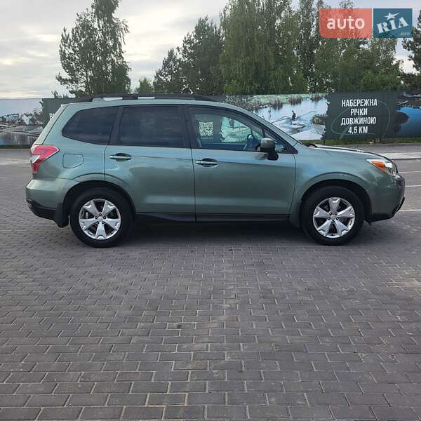 Subaru Forester (2016)
