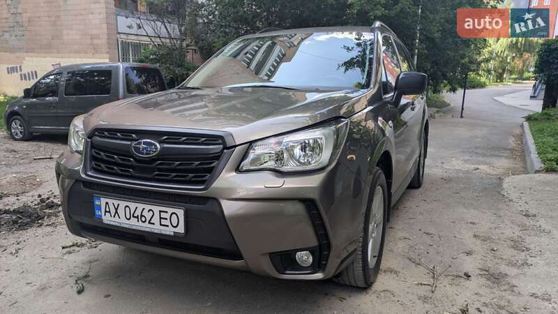 Subaru Forester (2016)