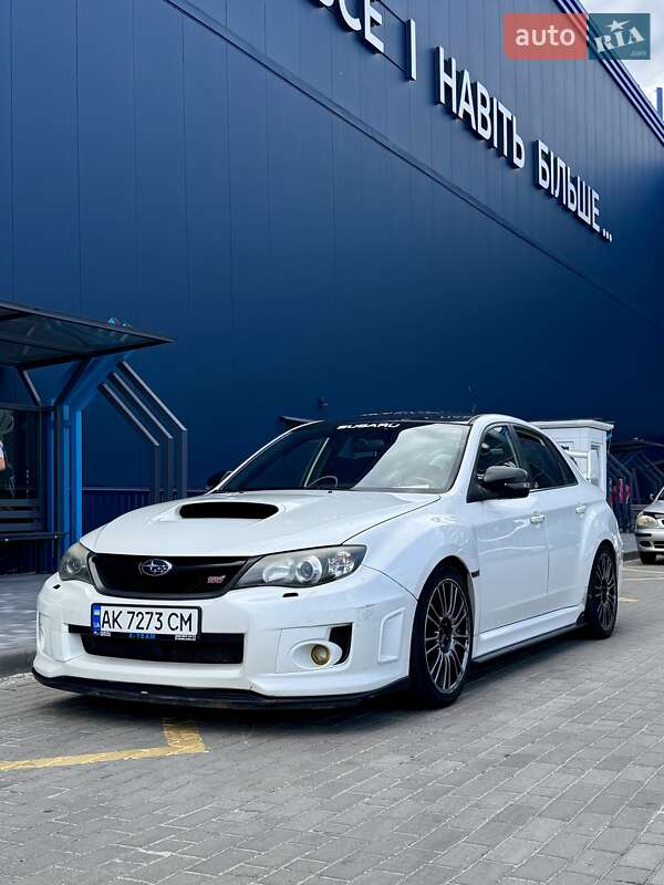 Subaru Impreza wrx sti (2010)
