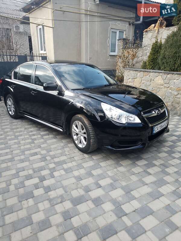 Subaru Legacy (2013)