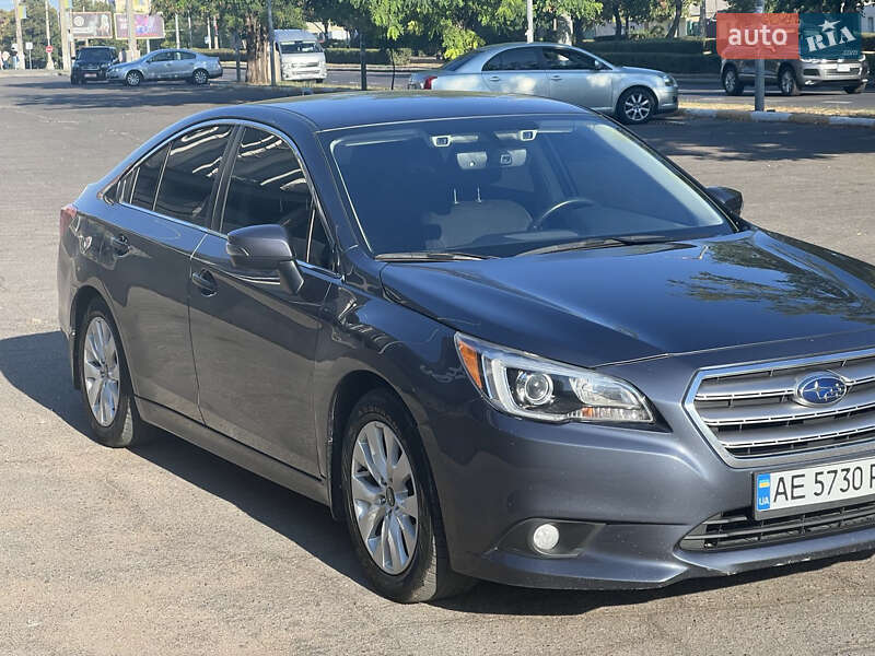 Subaru Legacy (2017)