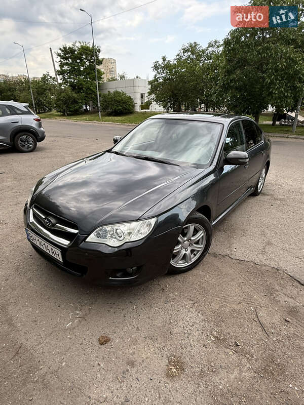Subaru Legacy (2008)