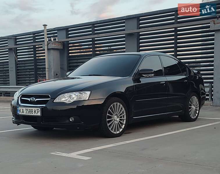 Subaru Legacy (2004)