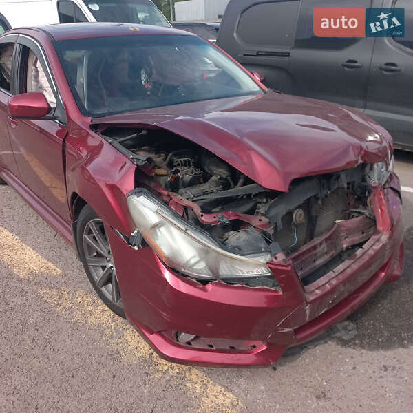 Subaru Legacy (2013)