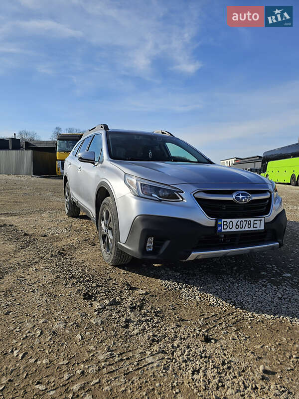 Subaru Outback (2021)