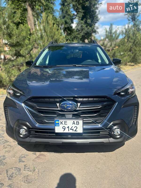 Subaru Outback (2023)