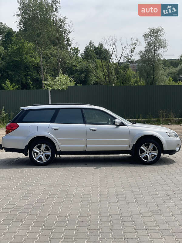 Subaru Outback (2004)