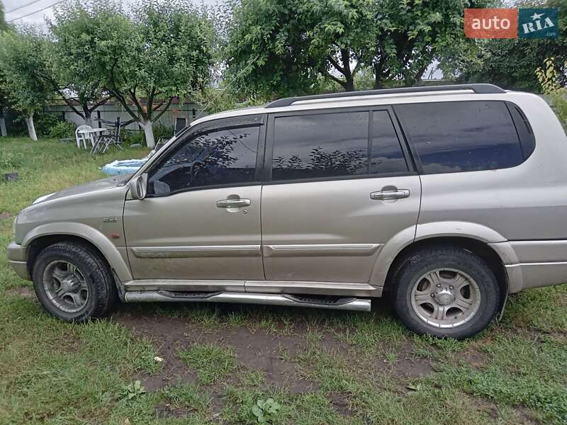 Suzuki Grand vitara xl7 (2002)