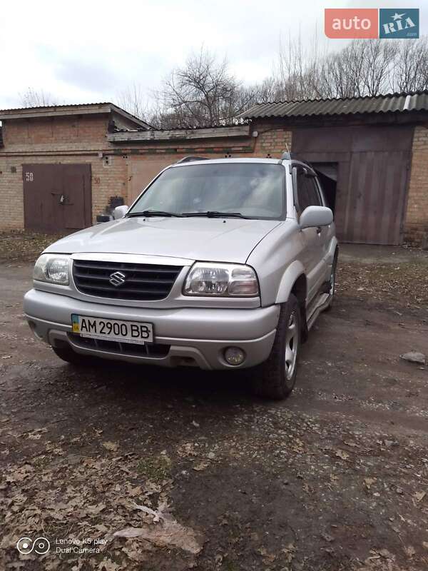 Suzuki Grand vitara (2002)