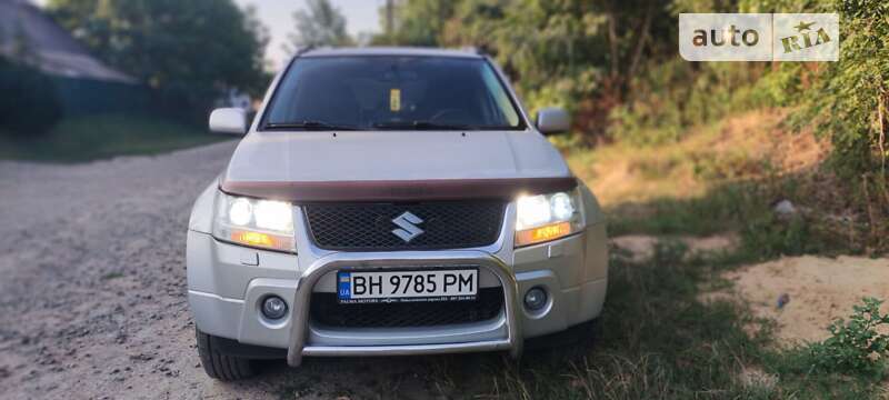 Suzuki Grand vitara (2006)