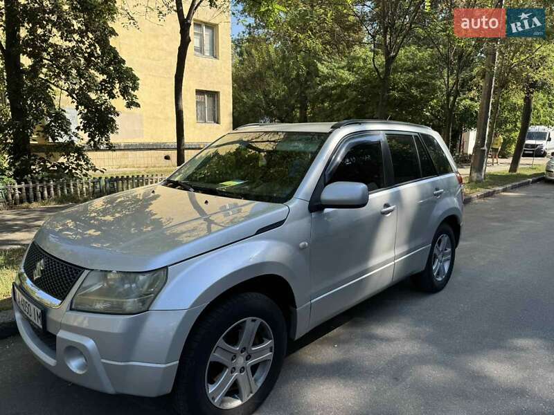 Suzuki Grand vitara (2007)