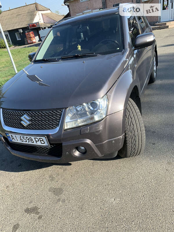 Suzuki Grand vitara (2008)