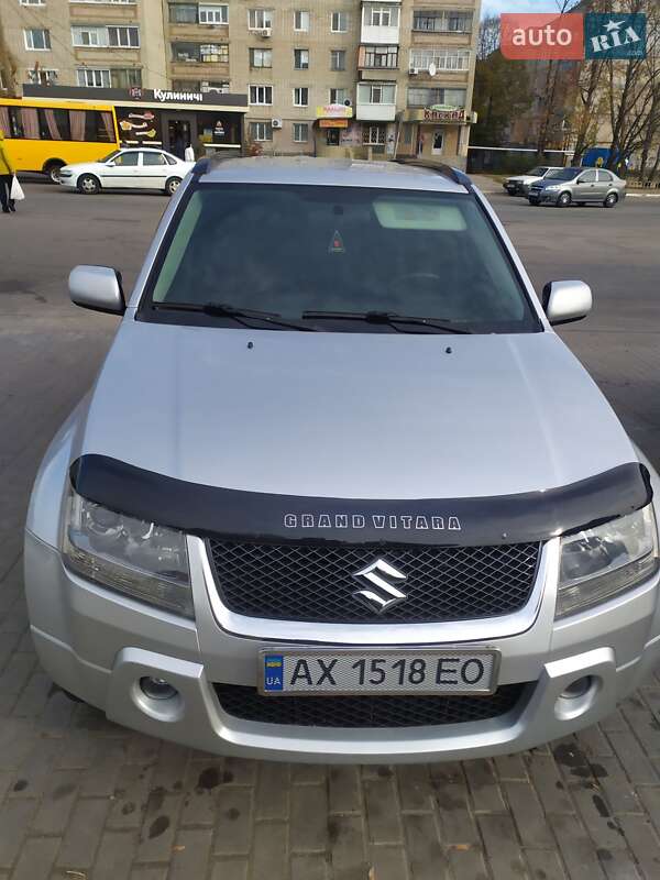 Suzuki Grand vitara (2006)