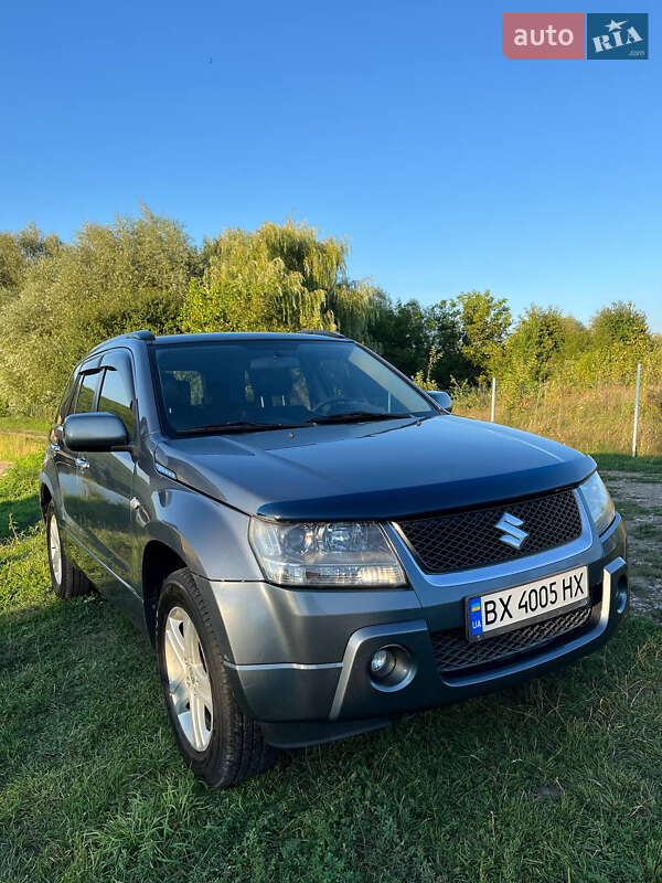 Suzuki Grand vitara (2008)
