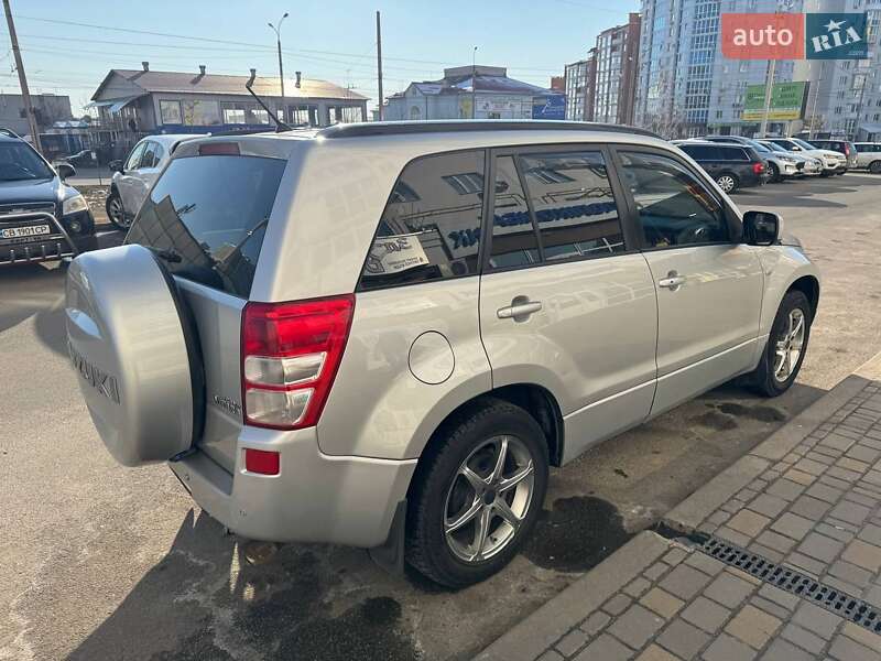 Suzuki Grand vitara (2007)