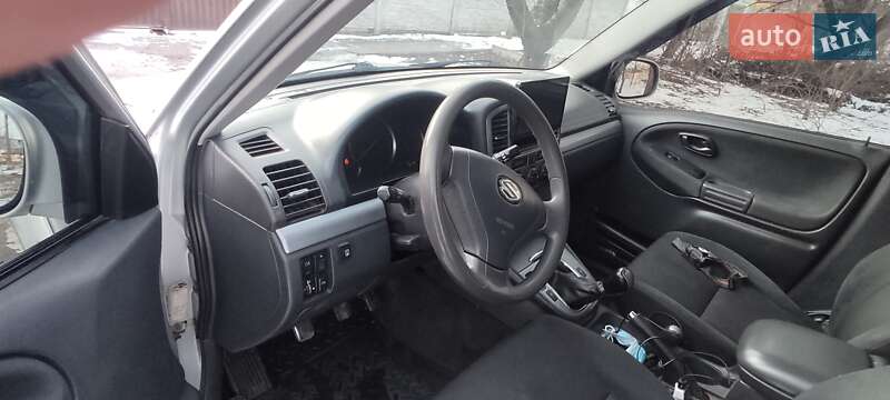 Suzuki Grand vitara (2003)