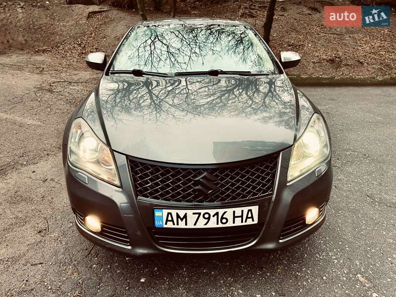 Suzuki Kizashi (2011)
