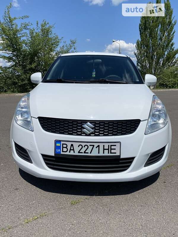 Suzuki Swift (2011)