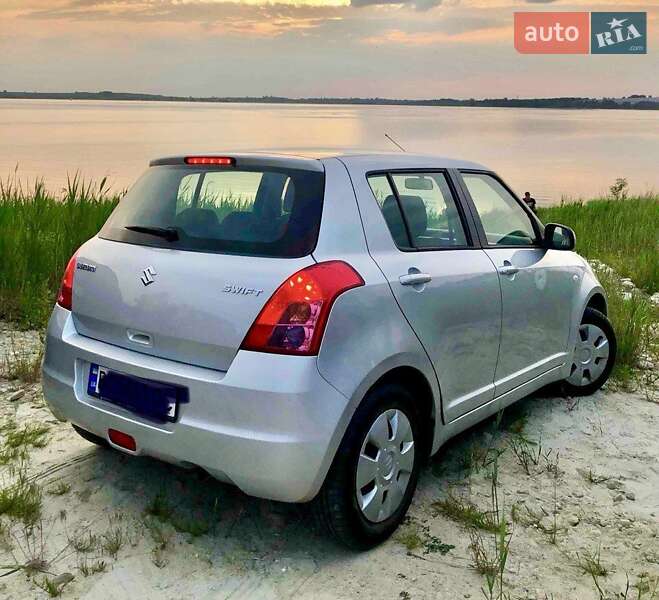 Suzuki Swift (2007)