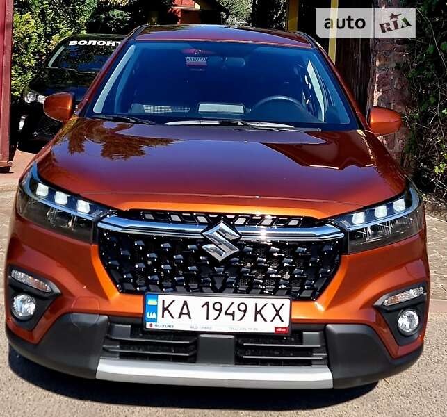 Suzuki New sx4 (2023)