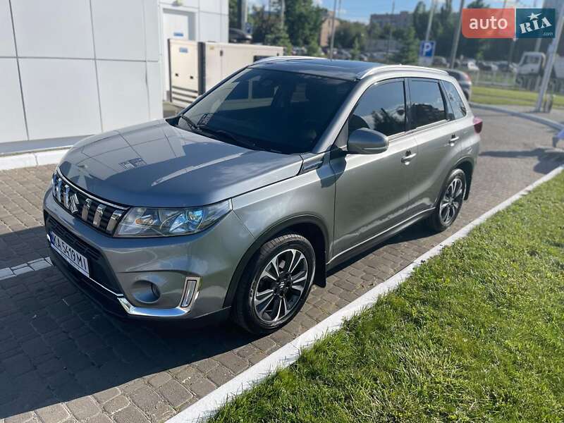 Suzuki Vitara (2020)