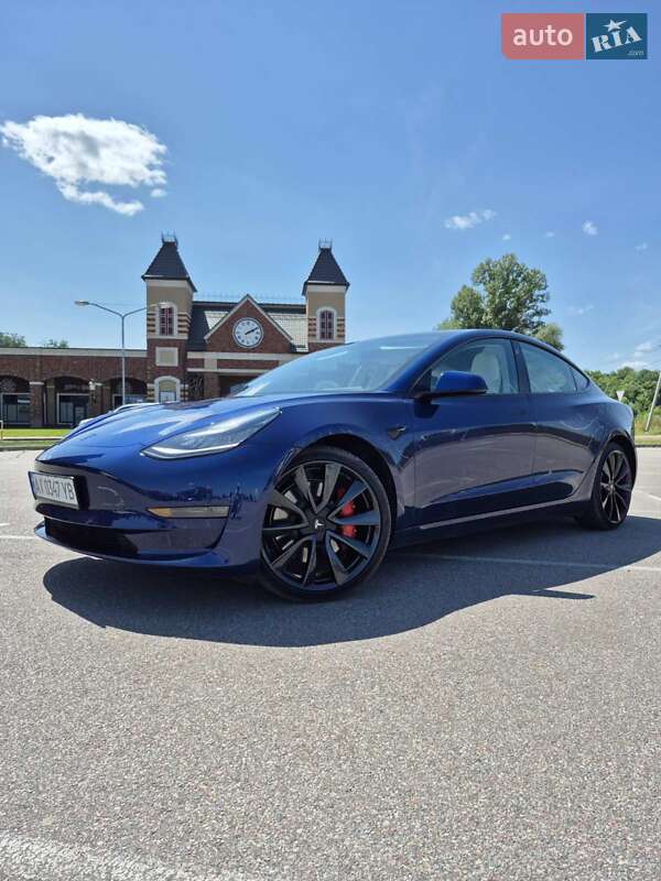 Tesla Model 3 (2020)