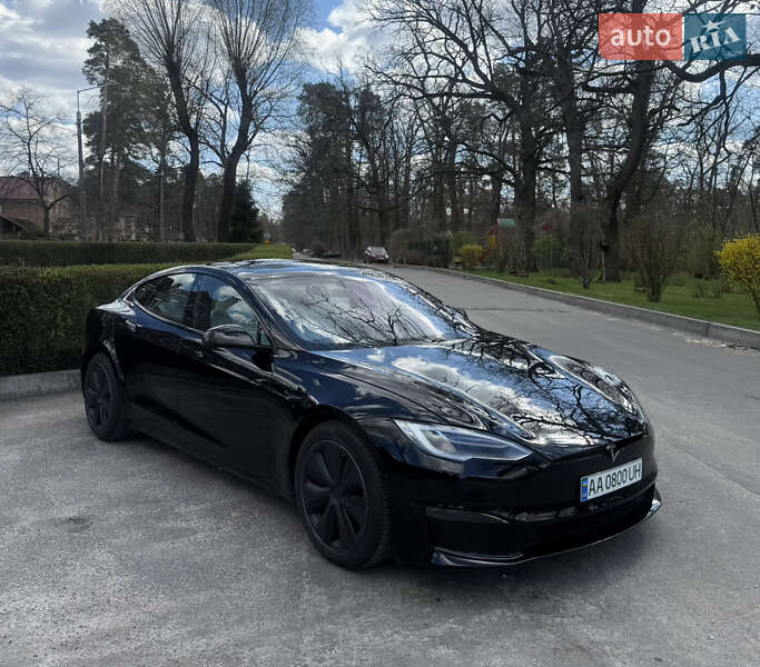 Tesla Model s (2022)