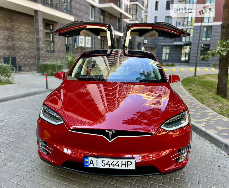 Tesla Model x (2018)
