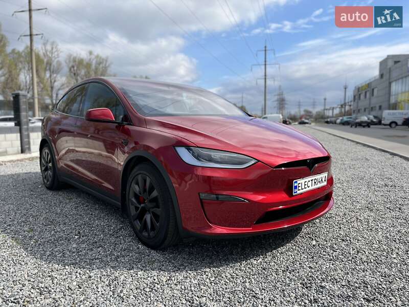 Tesla Model x (2023)