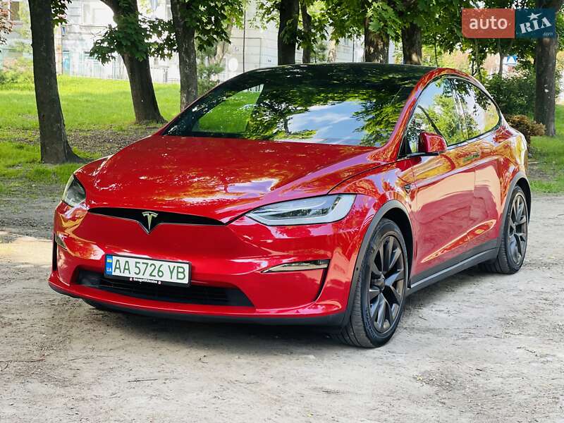 Tesla Model x (2022)