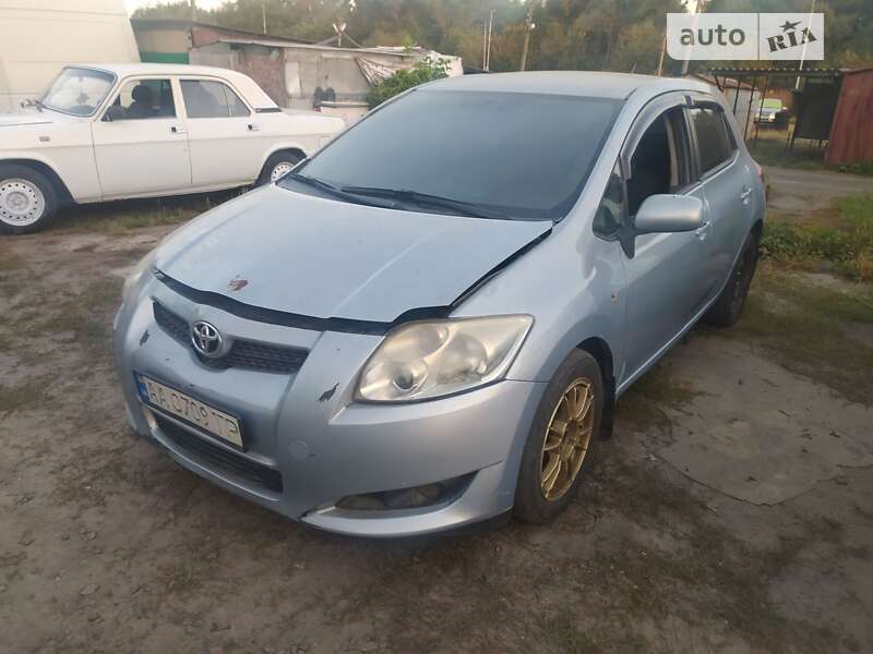 Toyota Auris (2008)