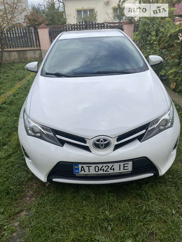 Toyota Auris (2013)
